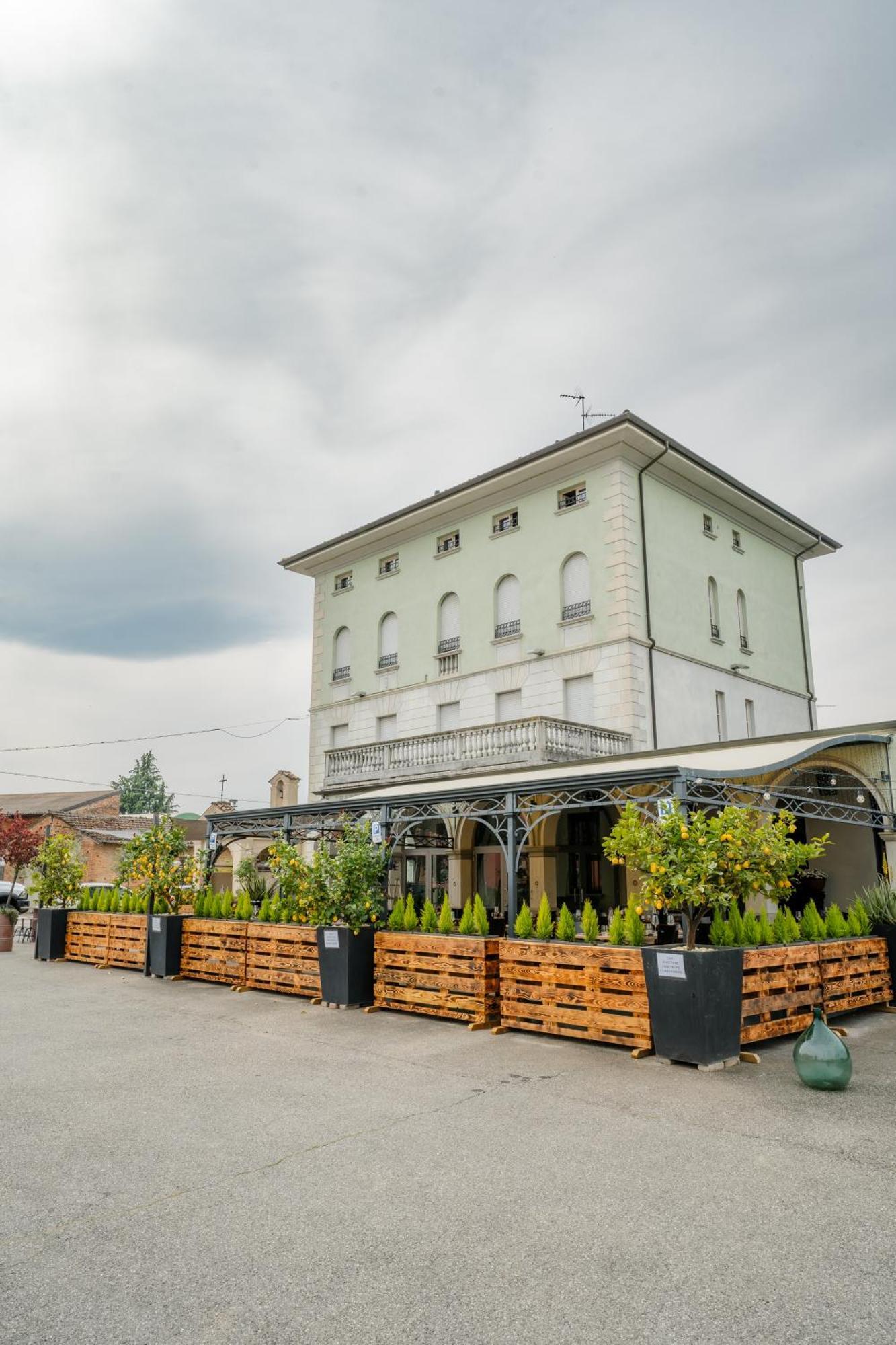 Ca'Os Locanda&Grill Vigostano Bagian luar foto